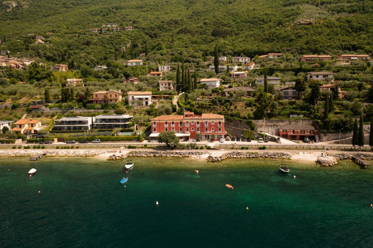 Hotel Menapace Torri Del Benaco Buitenkant foto